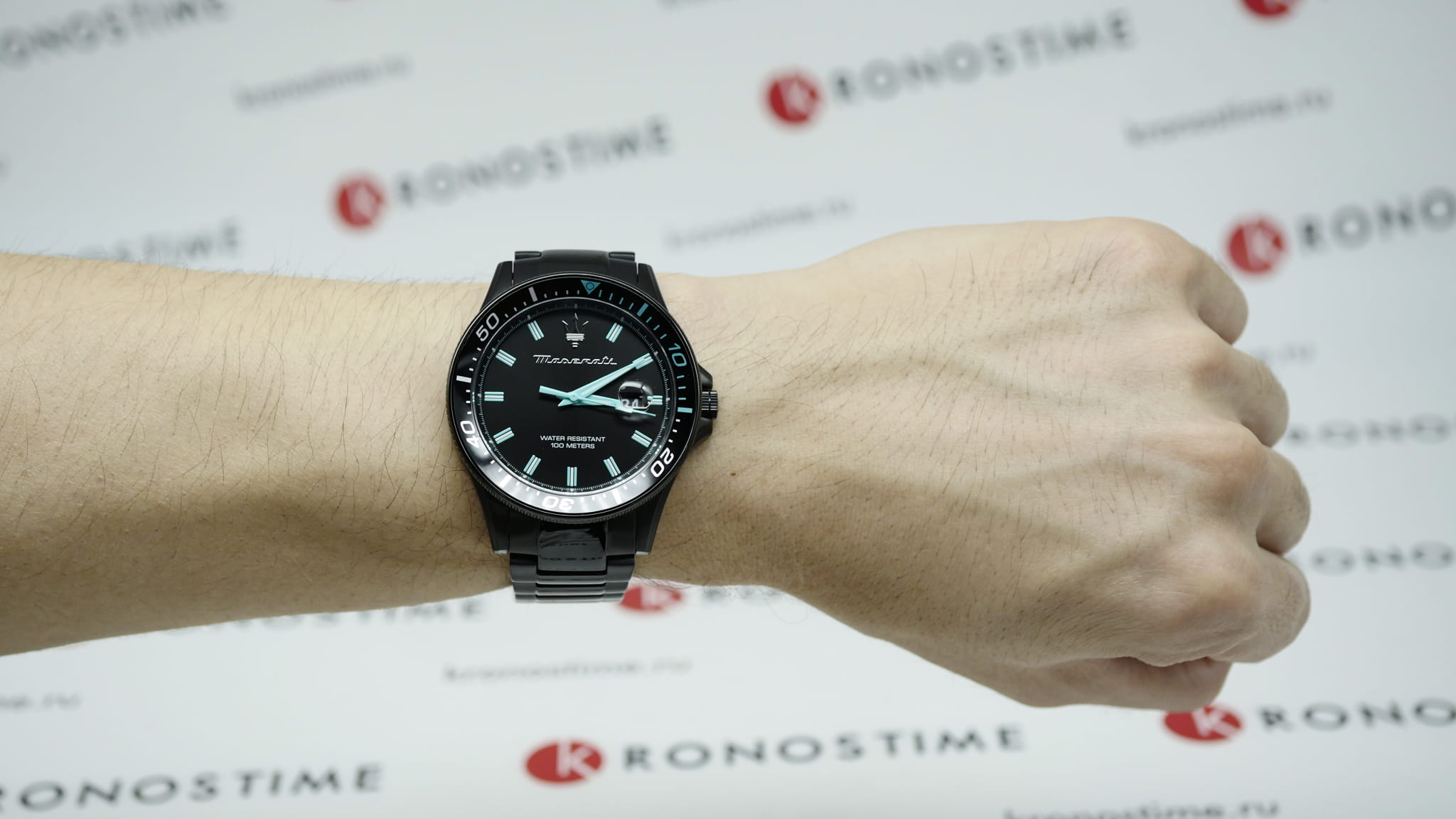 Maserati Maserati AQUA EDITION R8853144001  - задняя крышка сталь металл корпуса, италия часы